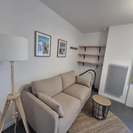Apartment Mooney, 2 Rooms, Wi-fi, Garden Terrace