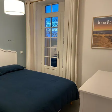 Mooney, 2 Rooms, Wi-fi, Garden Terrace Apartment